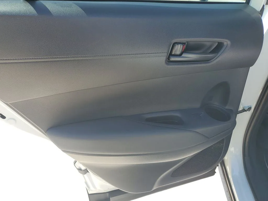 2023 Toyota Corolla Cross Hybrid SE photo 11