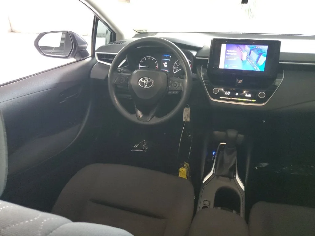 2024 Toyota Corolla LE photo 15