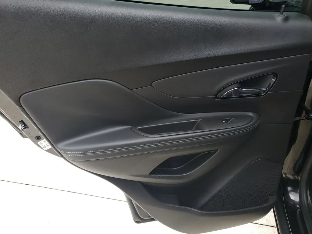 2020 Buick Encore Preferred photo 10