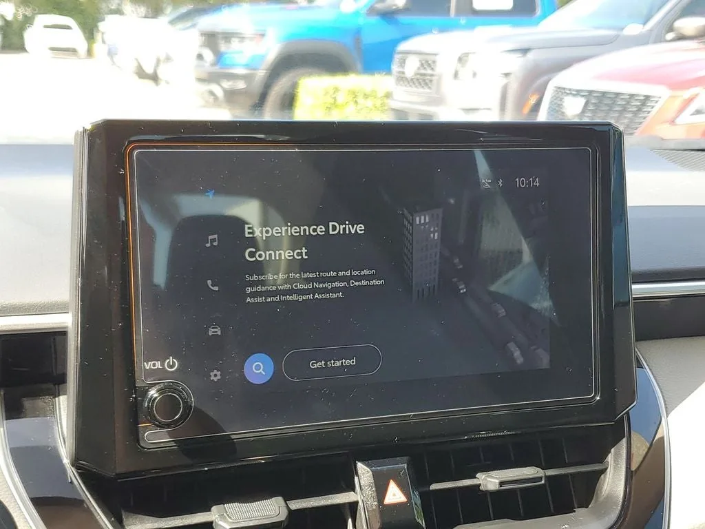 2025 Toyota Corolla LE photo 26