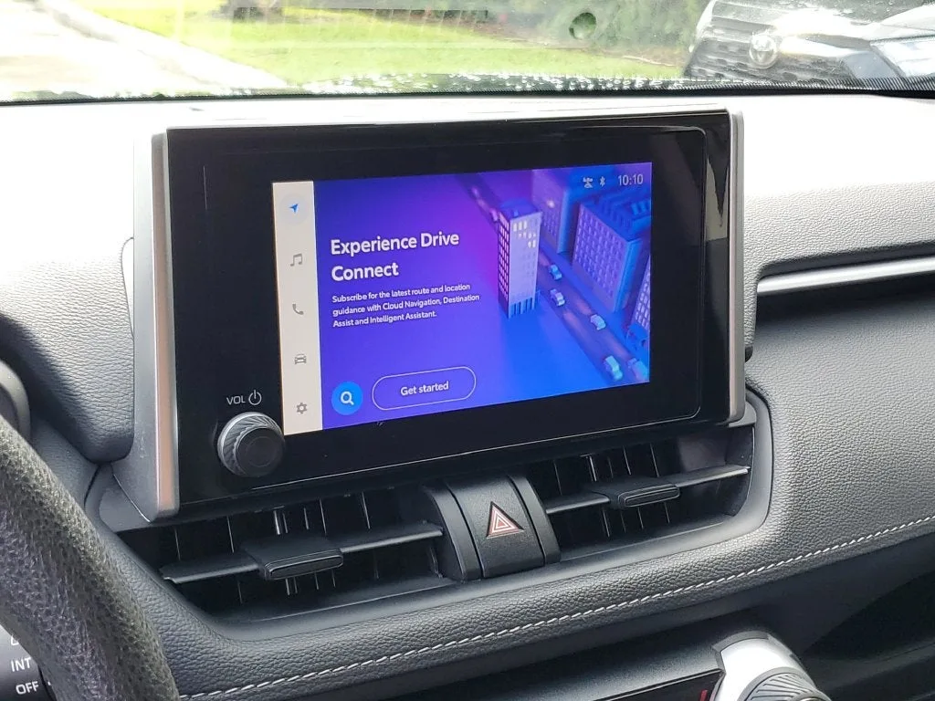 2025 Toyota RAV4 Hybrid LE photo 26