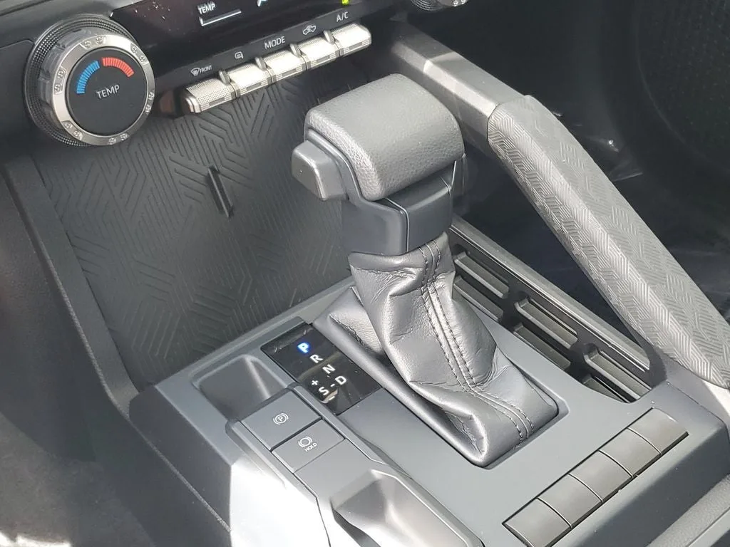 2024 Toyota Tacoma SR photo 27