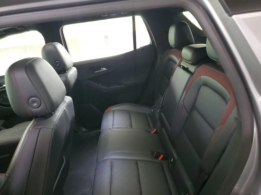 2026 Chevrolet Equinox RS photo 12