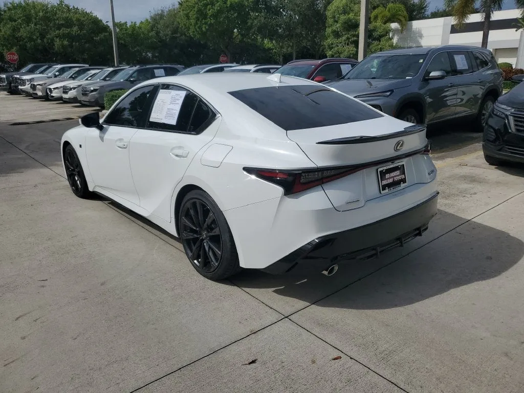 2024 Lexus IS 350 F SPORT Design photo 6