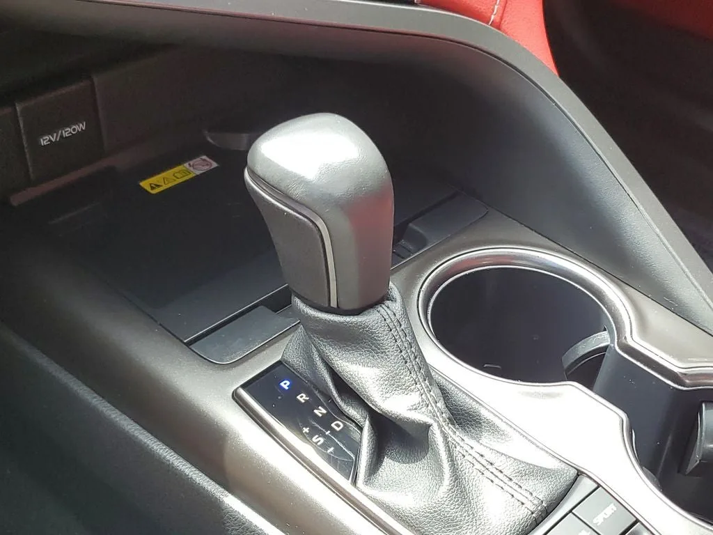 2024 Toyota Camry XSE V6 photo 26