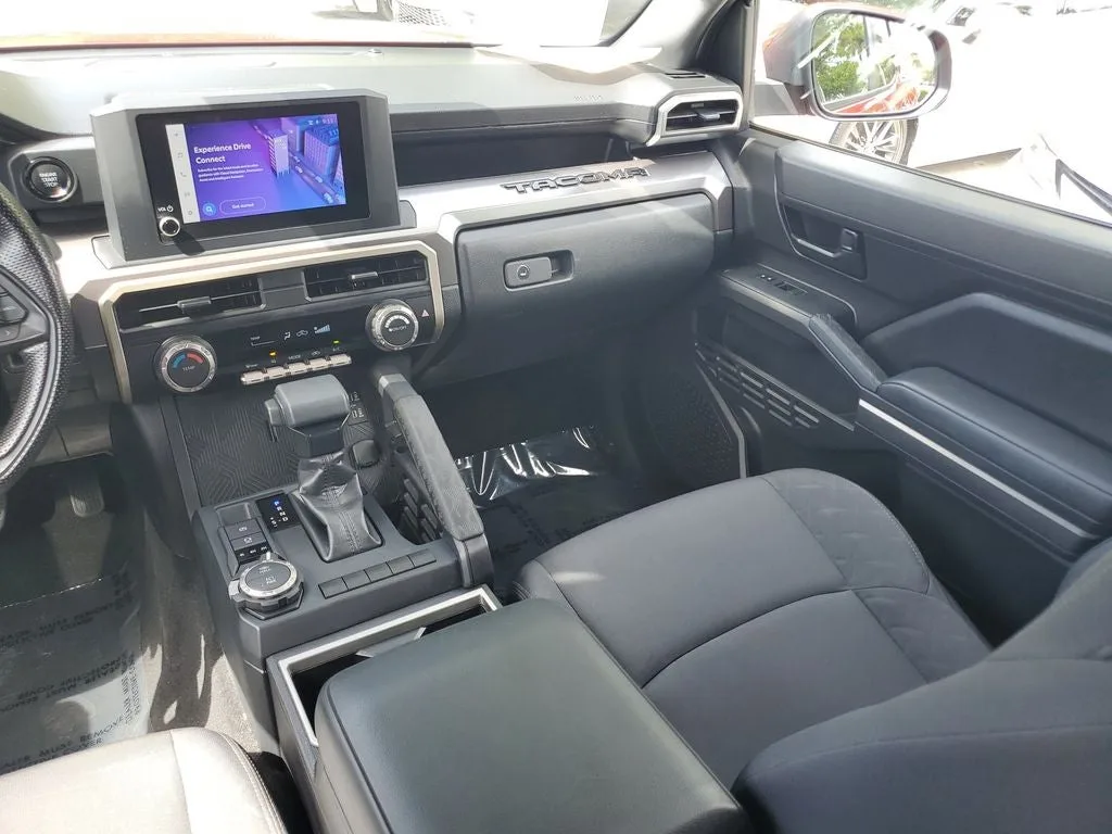 2025 Toyota Tacoma SR5 photo 16