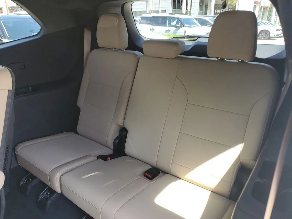 2025 Buick Enclave Preferred photo 12