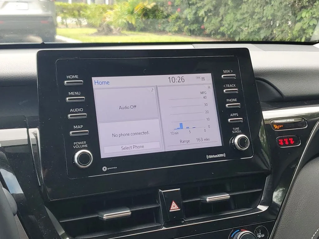 2024 Toyota Camry SE photo 25