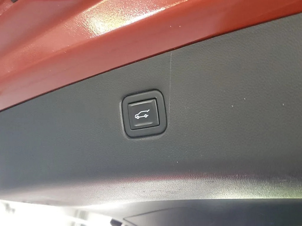 2022 Chevrolet Blazer LT photo 10