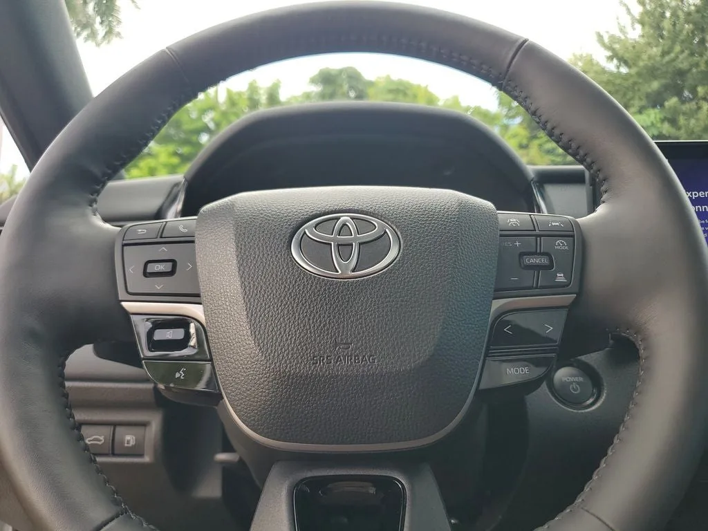 2025 Toyota Camry XSE photo 23