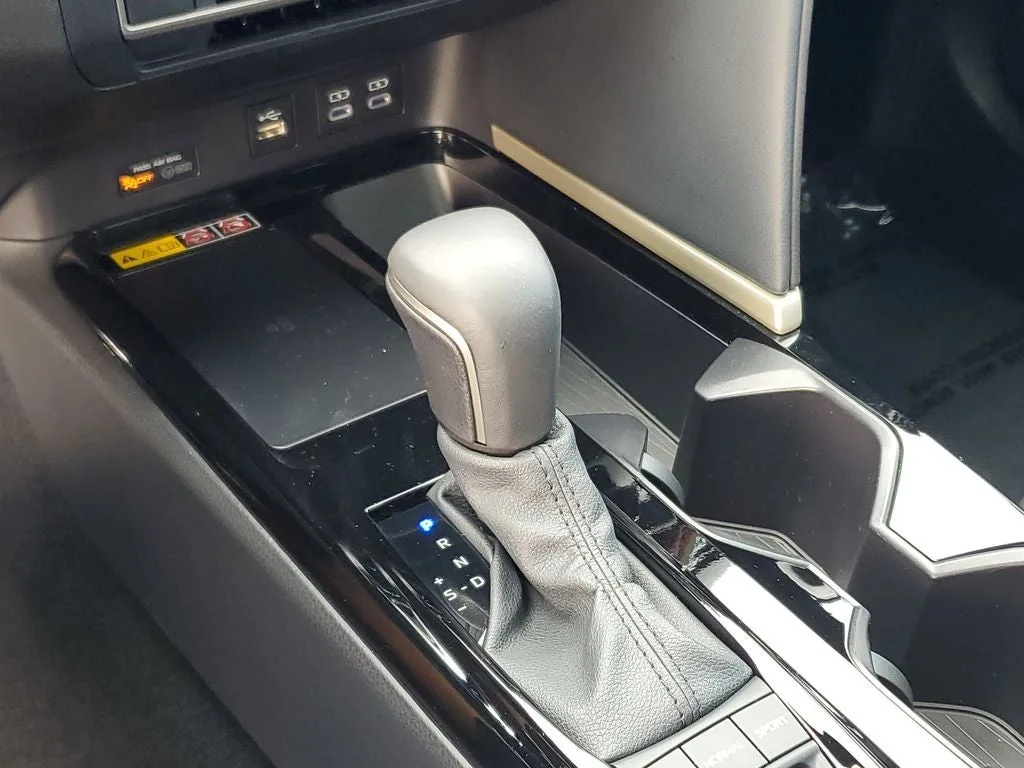 2025 Toyota Camry XSE photo 29