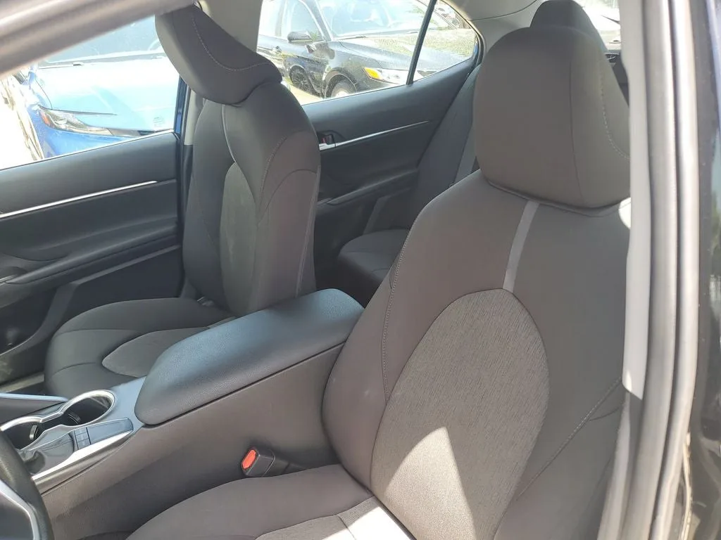 2024 Toyota Camry LE photo 18