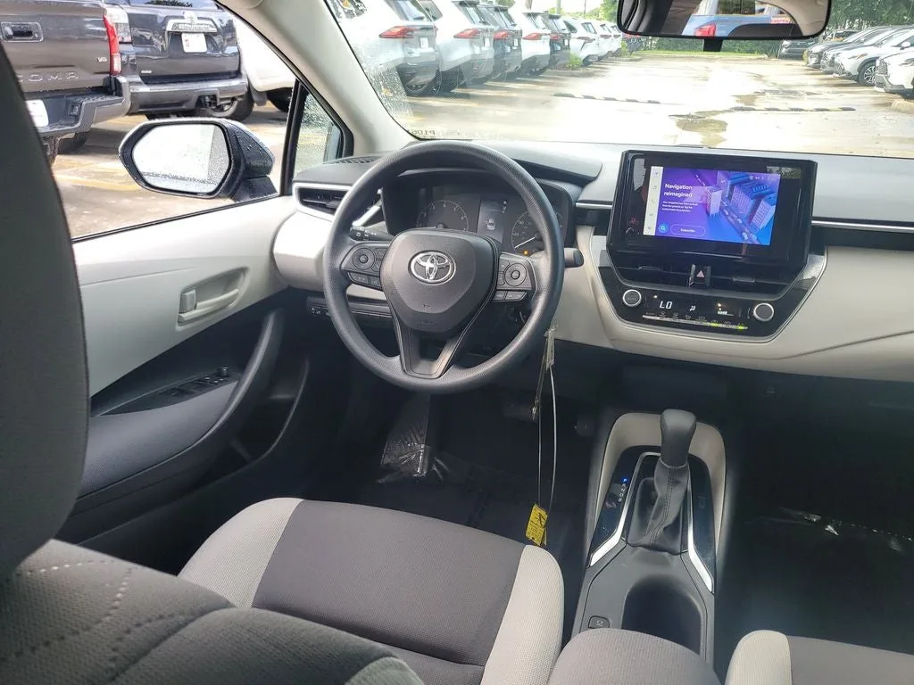 2024 Toyota Corolla LE photo 14