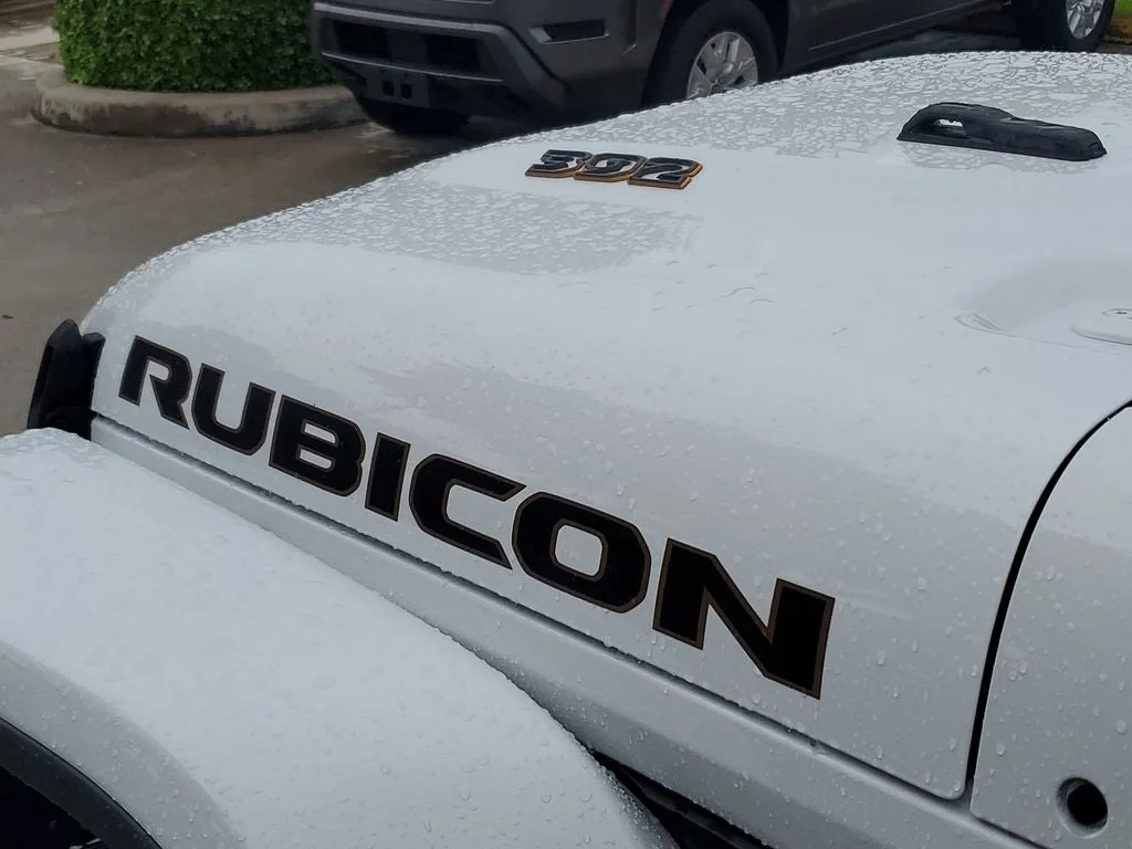 2023 Jeep Wrangler Rubicon 392 photo 8