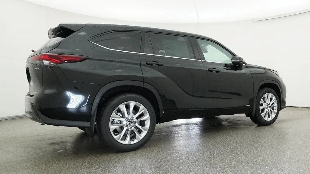2026 Toyota Highlander Hybrid Limited photo 25