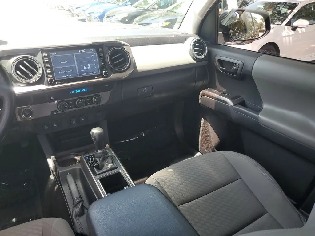 2023 Toyota Tacoma SR5 V6 photo 17