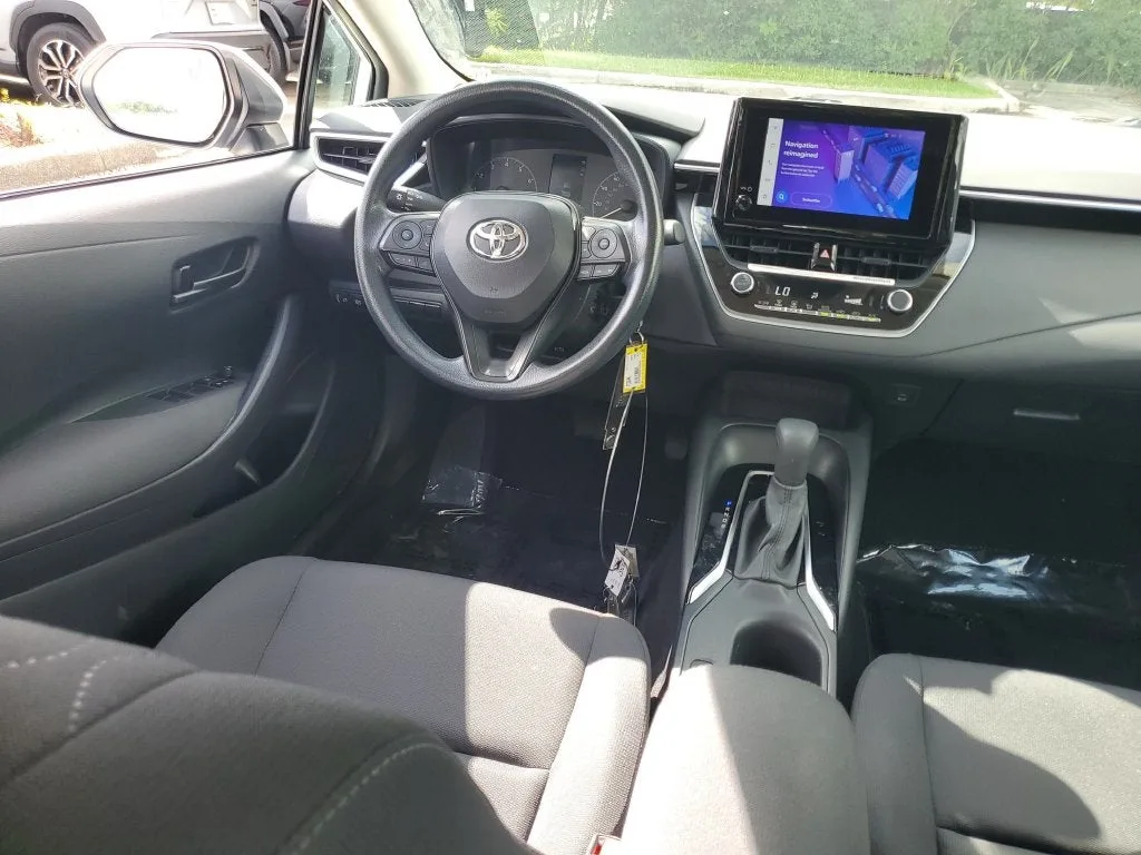 2024 Toyota Corolla LE photo 12