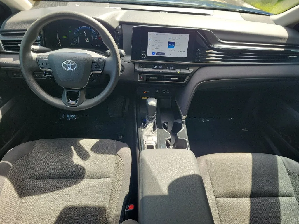 2025 Toyota Camry LE photo 16