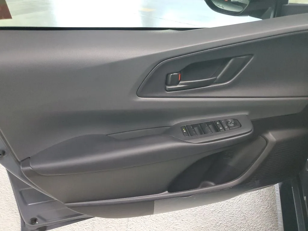 2026 Toyota Prius LE photo 16
