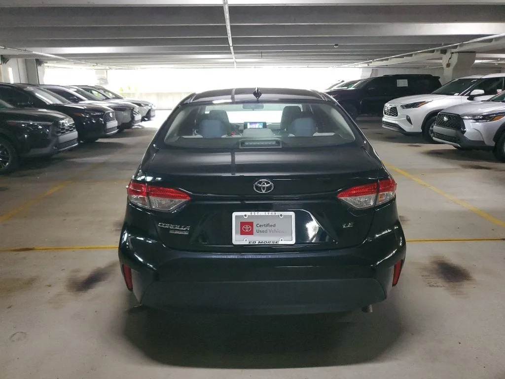 2025 Toyota Corolla LE photo 5