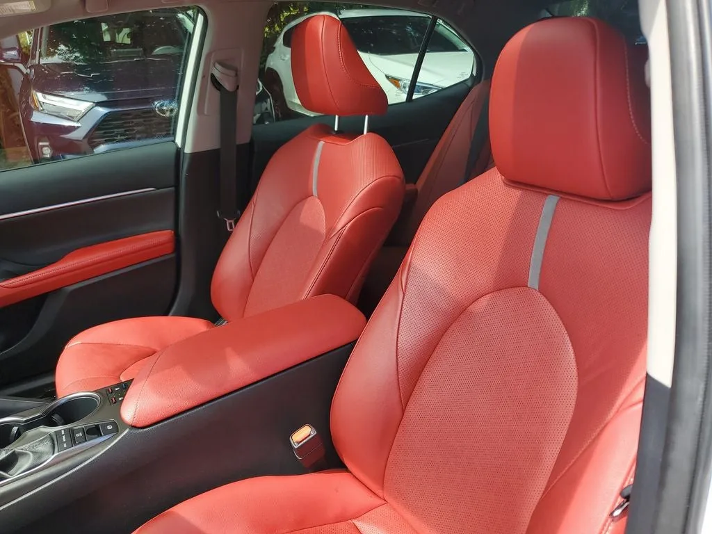 2024 Toyota Camry XSE V6 photo 16