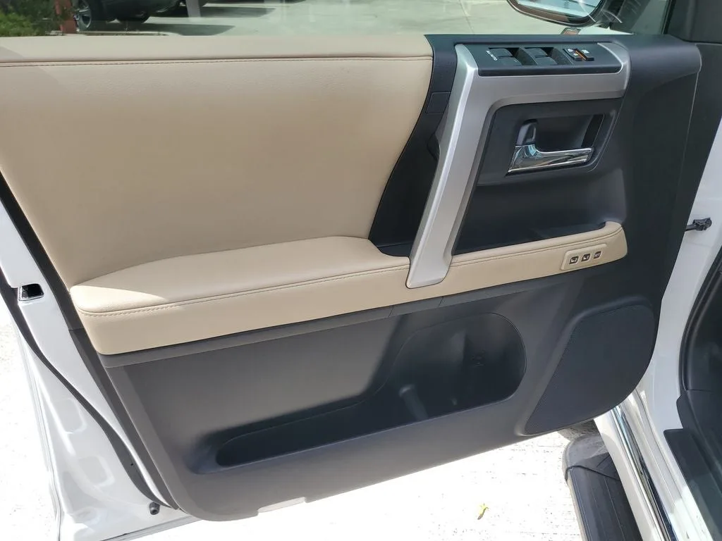 2024 Toyota 4Runner Limited photo 17