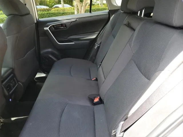 2024 Toyota RAV4 Hybrid LE photo 15