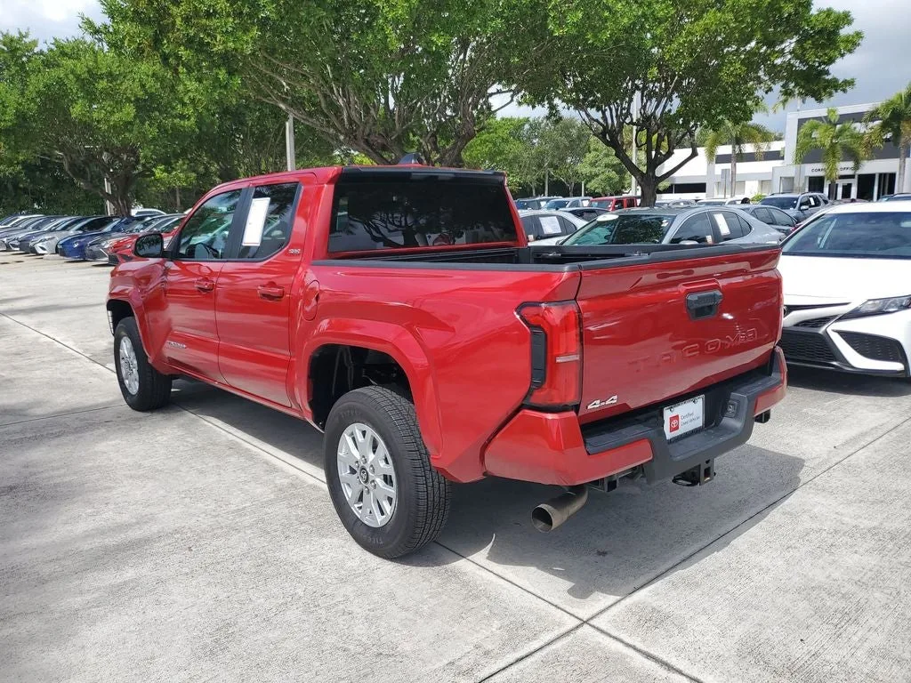 2025 Toyota Tacoma SR5 photo 6