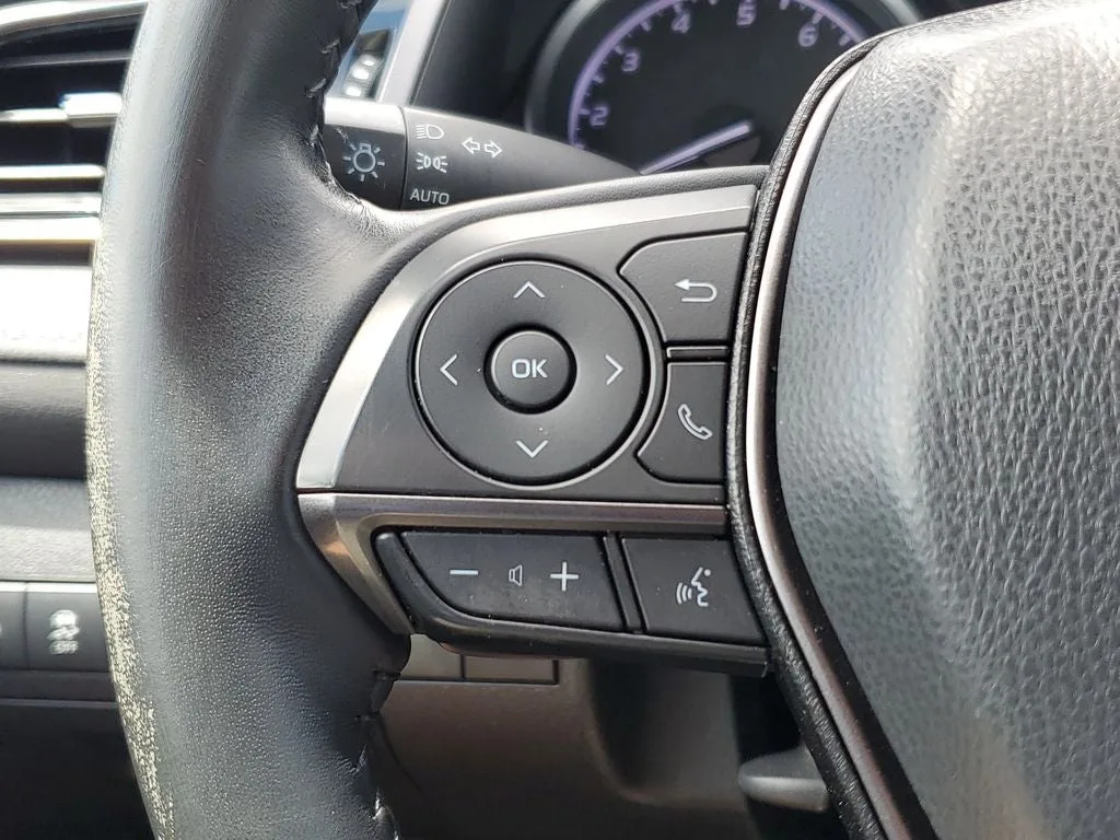 2023 Toyota Camry SE photo 22