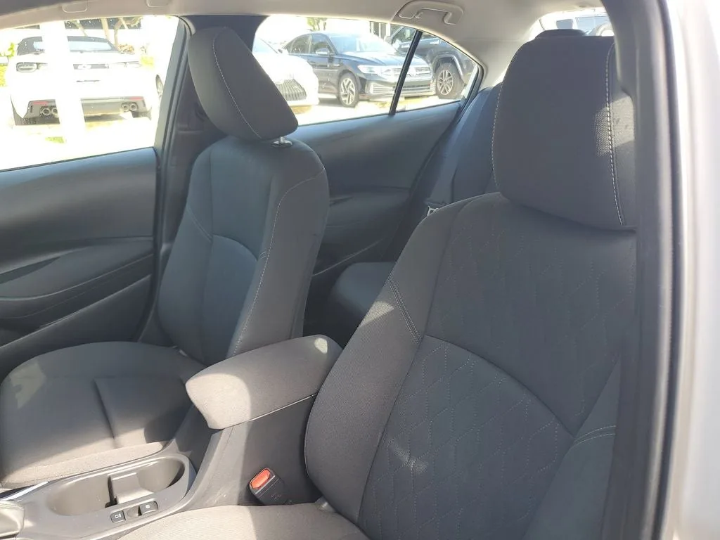 2024 Toyota Corolla LE photo 20