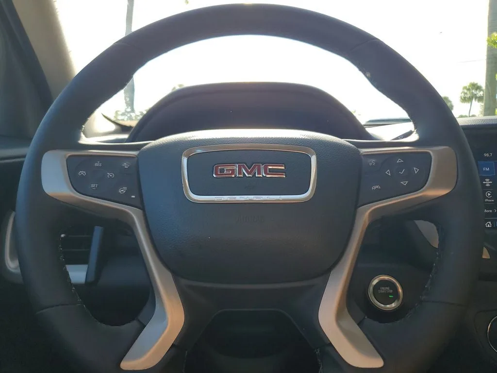 2024 GMC Terrain Denali photo 23