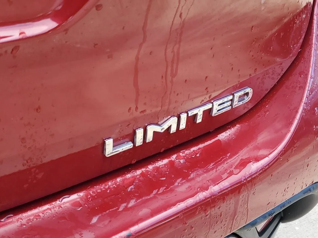 2023 Toyota Highlander Limited photo 7