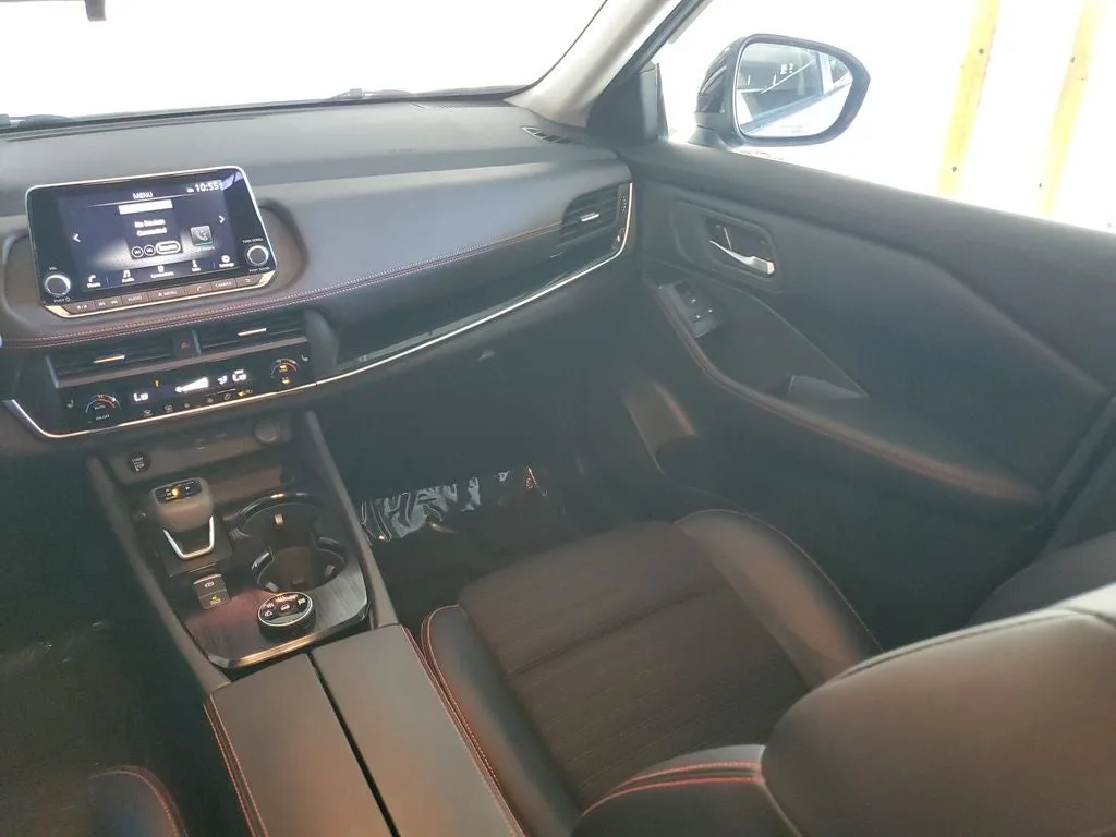 2025 Nissan Rogue Rock Creek photo 17
