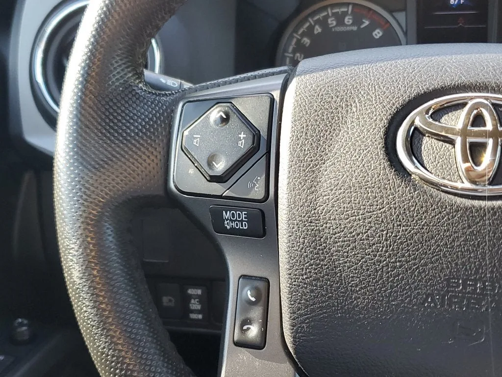2022 Toyota Tacoma TRD Sport V6 photo 21
