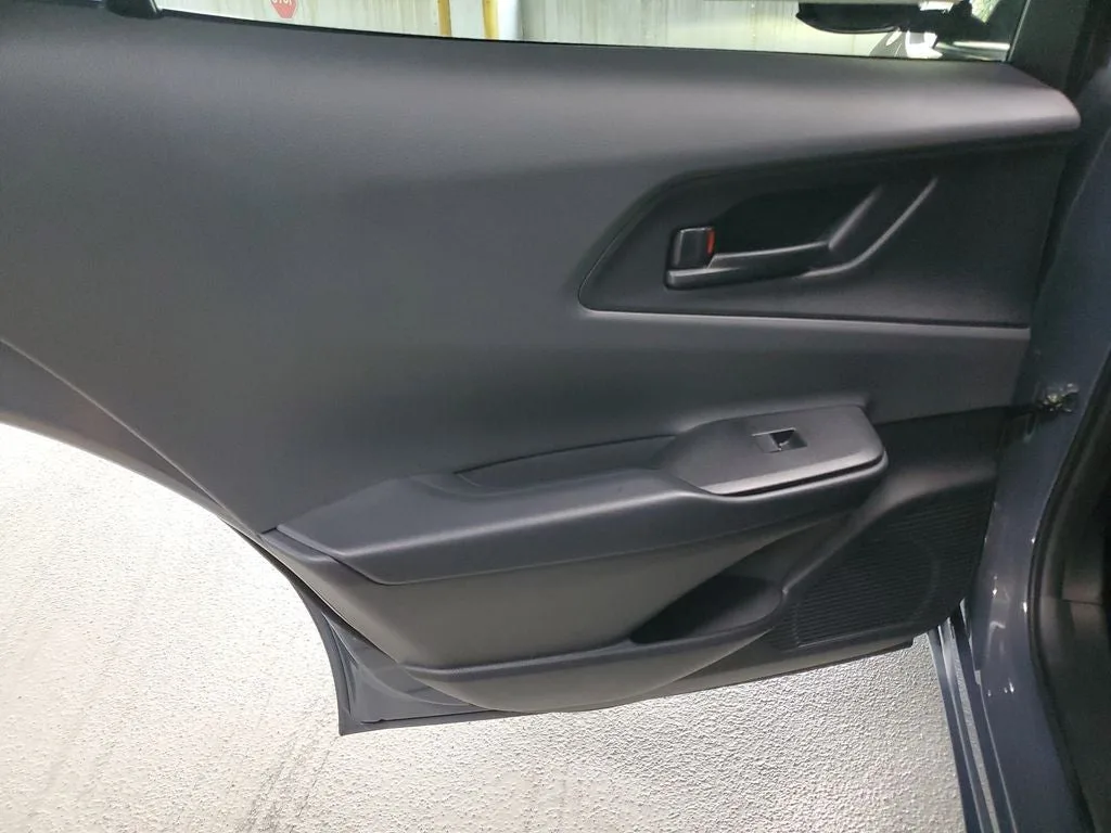 2026 Toyota Prius LE photo 10