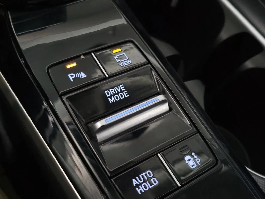 2020 Hyundai Sonata Limited photo 32