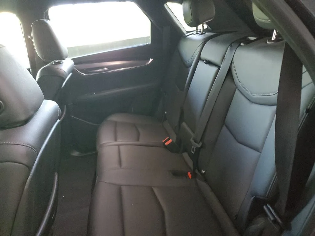 2023 Cadillac XT5 Luxury photo 13
