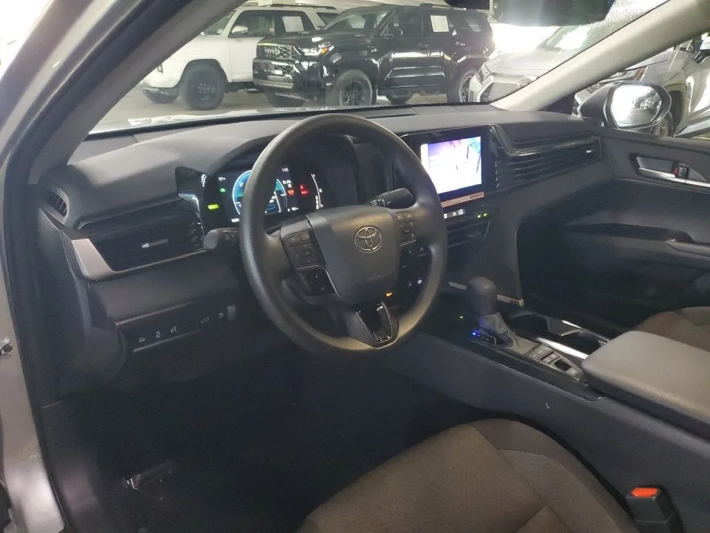 2026 Toyota Camry LE photo 21