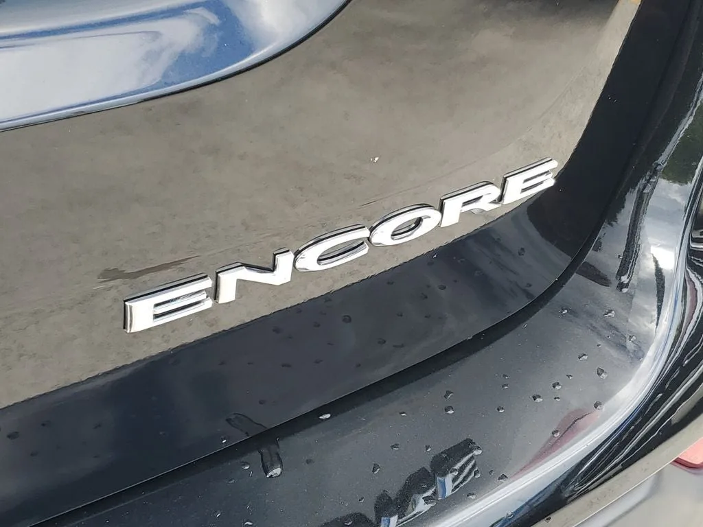 2020 Buick Encore Preferred photo 8