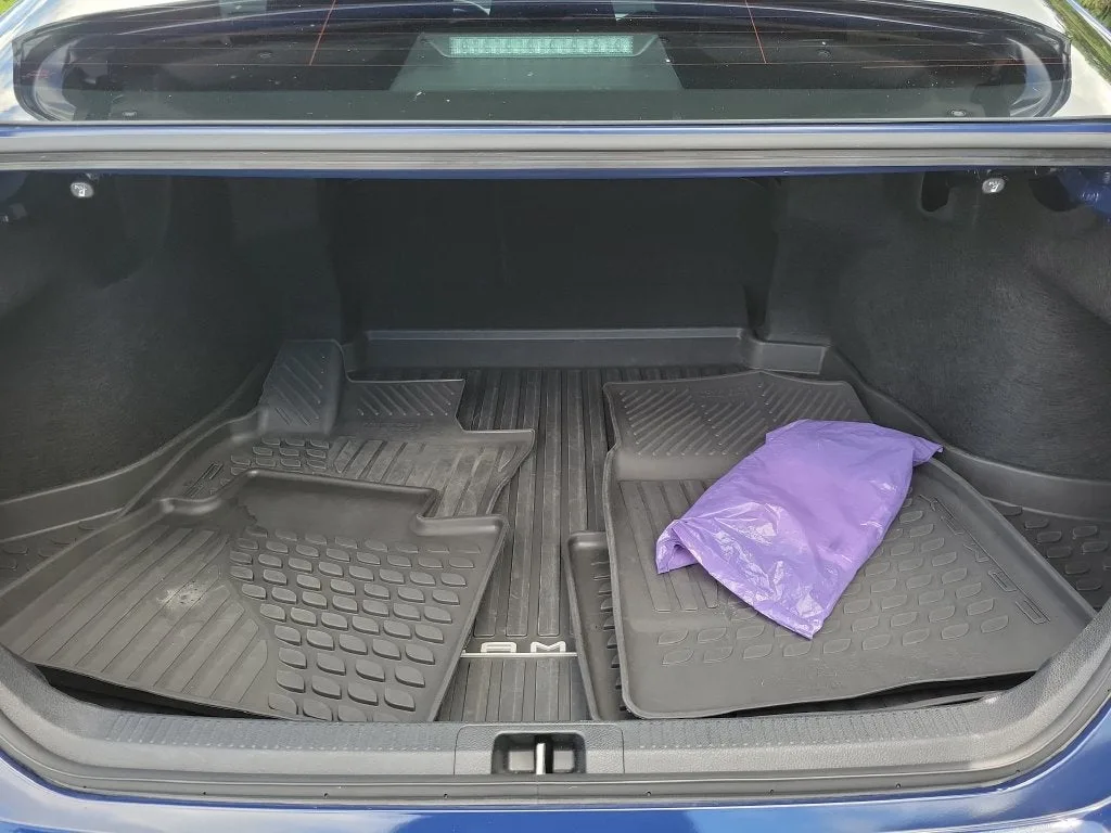 2025 Toyota Camry LE photo 9