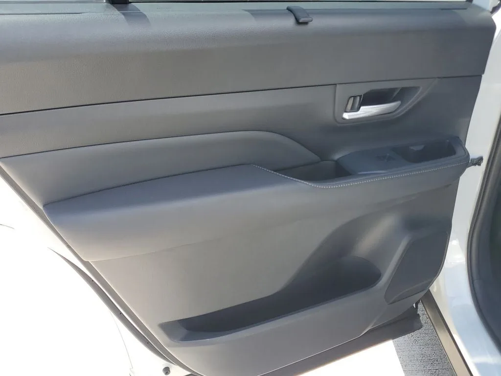 2024 Toyota Grand Highlander XLE photo 11