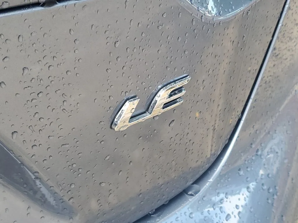 2024 Toyota Corolla LE photo 9