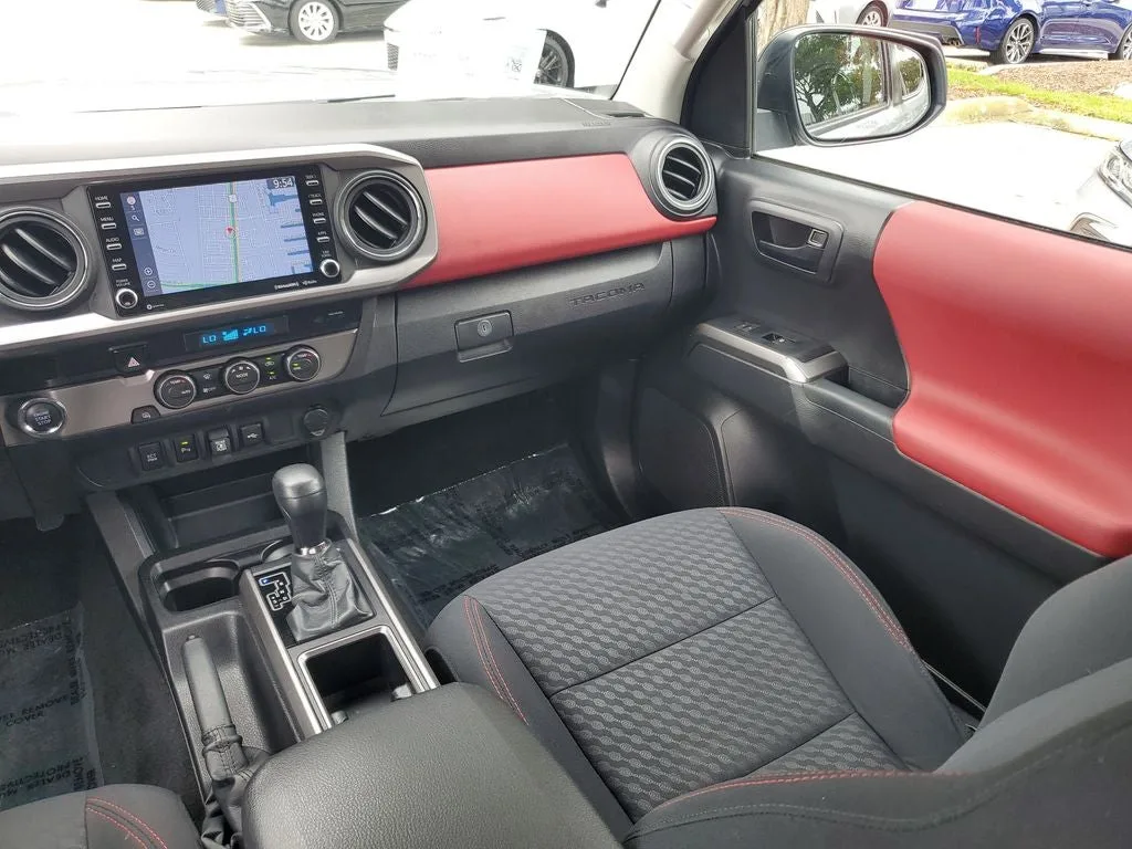 2023 Toyota Tacoma SR5 V6 photo 16