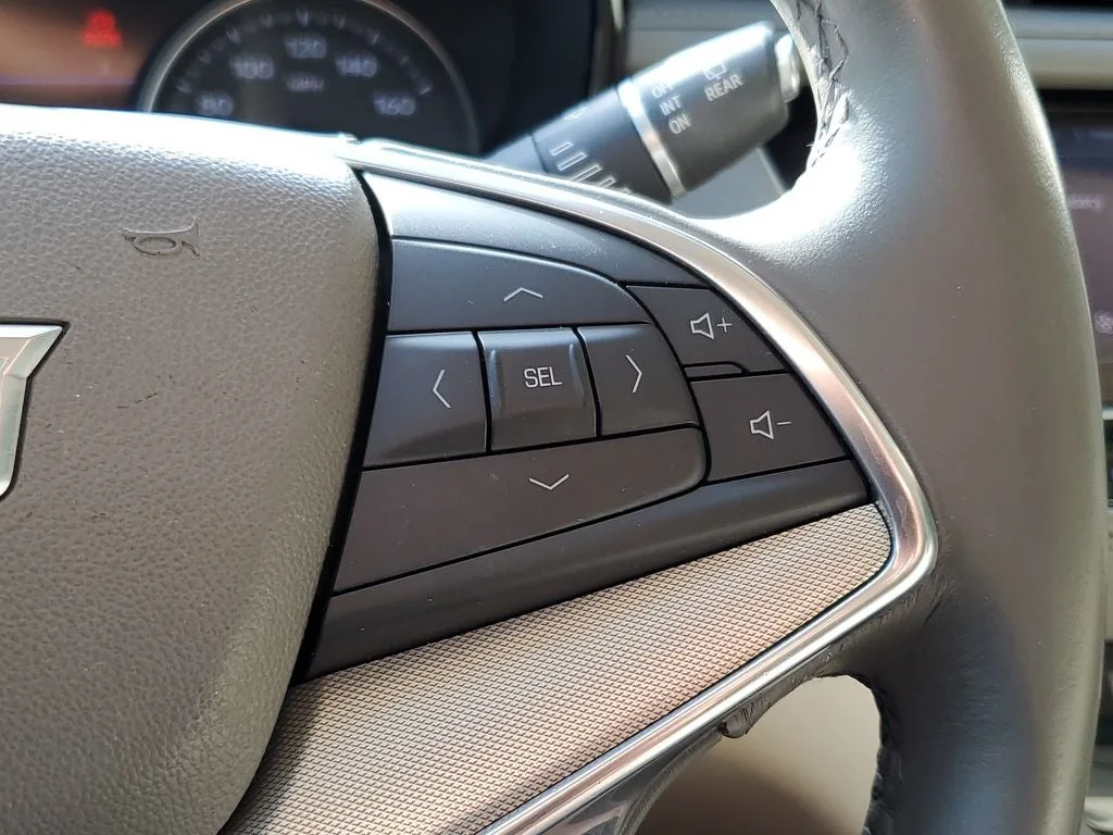 2020 Cadillac XT5 Premium Luxury photo 25