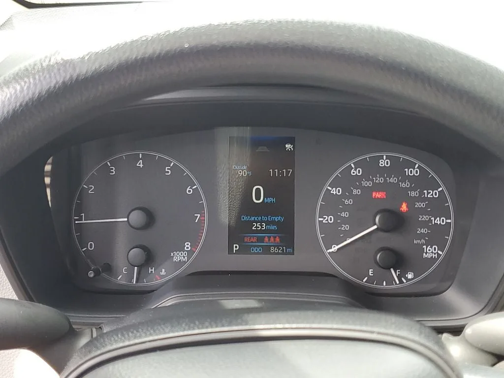 2025 Toyota Corolla LE photo 25