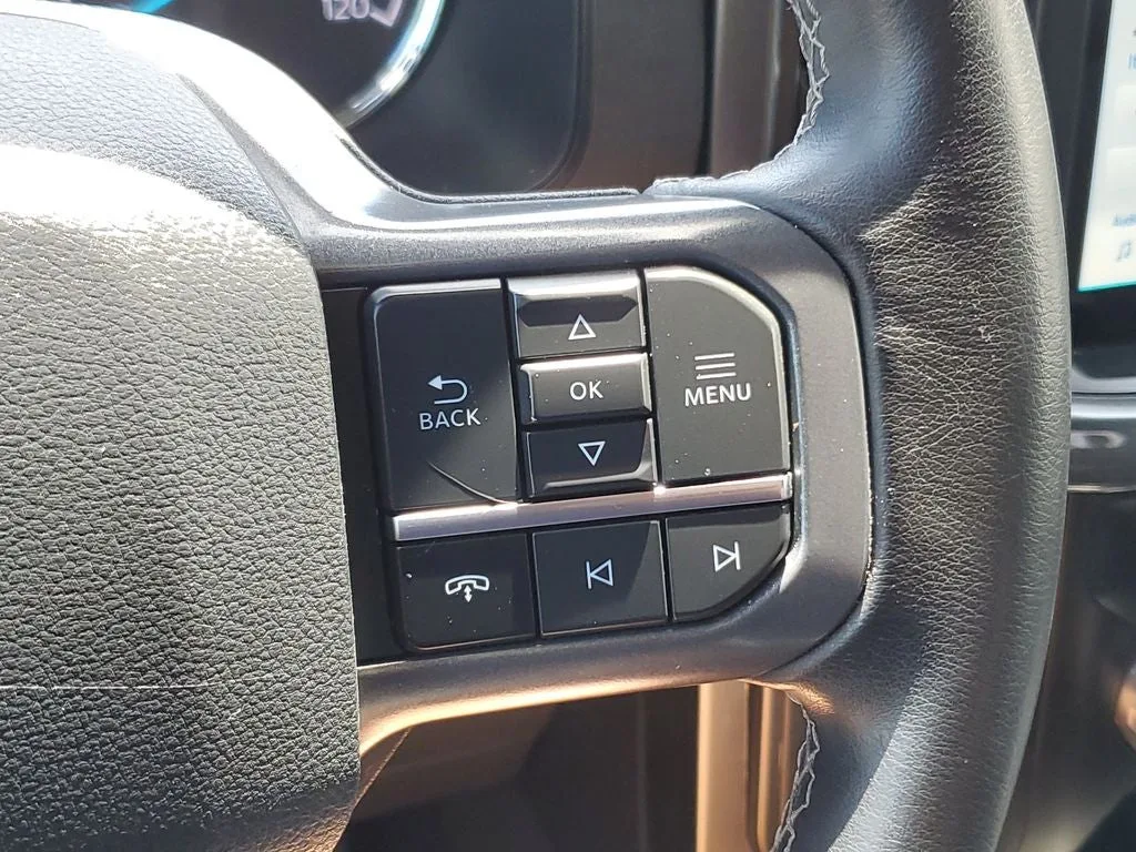 2023 Ford F-150 XLT photo 24