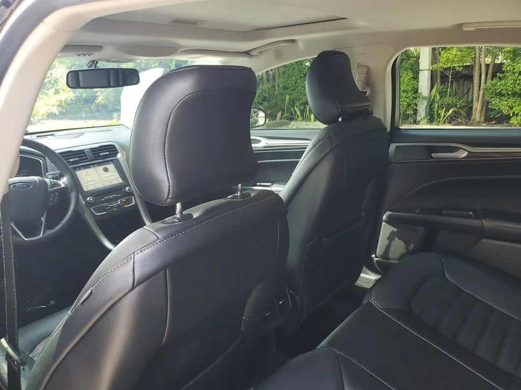 2017 Ford Fusion SE photo 14