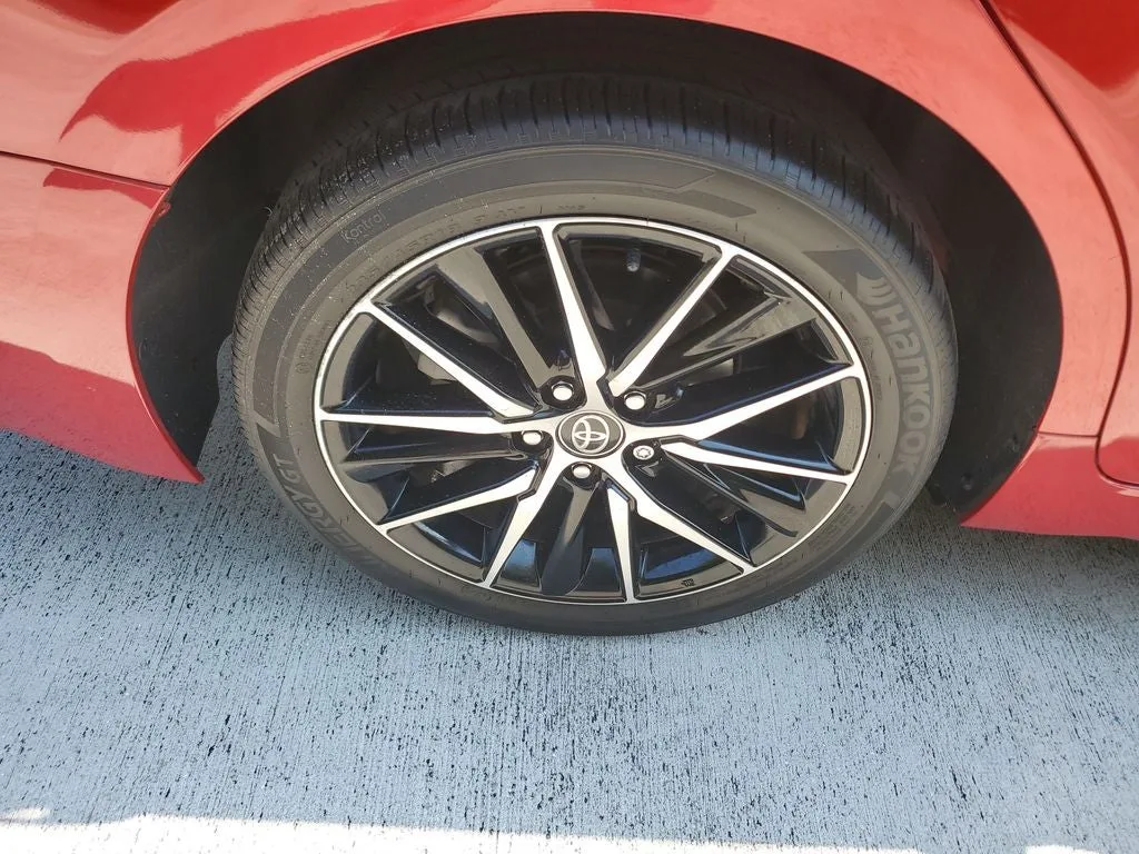 2023 Toyota Camry SE photo 6