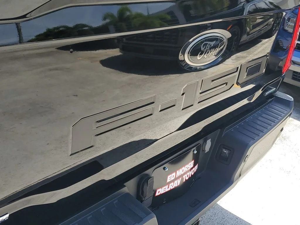 2023 Ford F-150 XLT photo 9