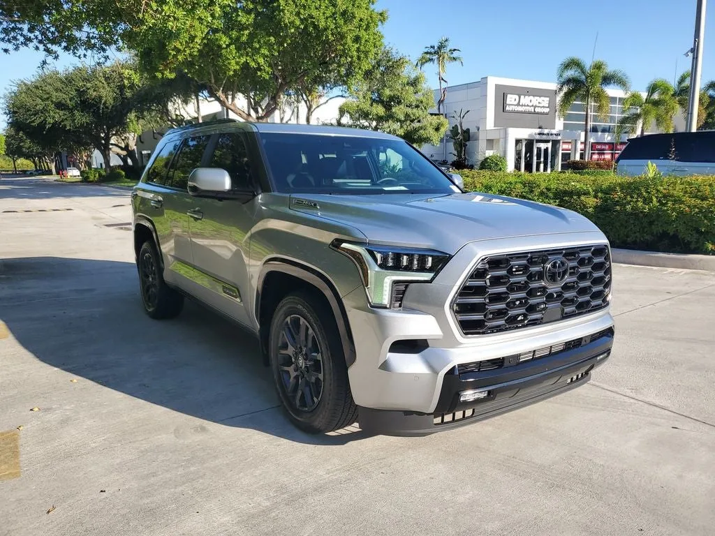2025 Toyota Sequoia Platinum photo 3